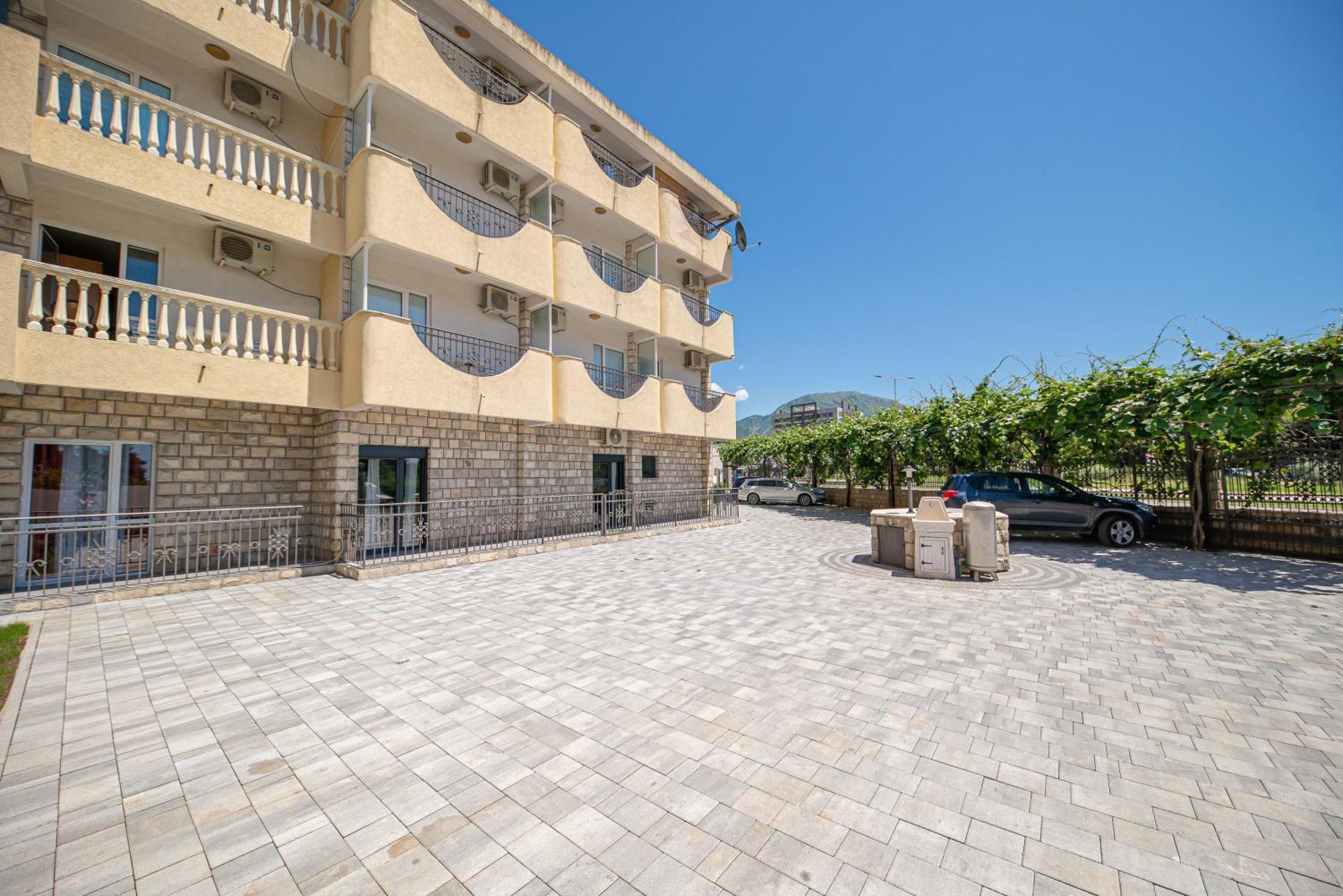 Villa Dana Bar Buitenkant foto