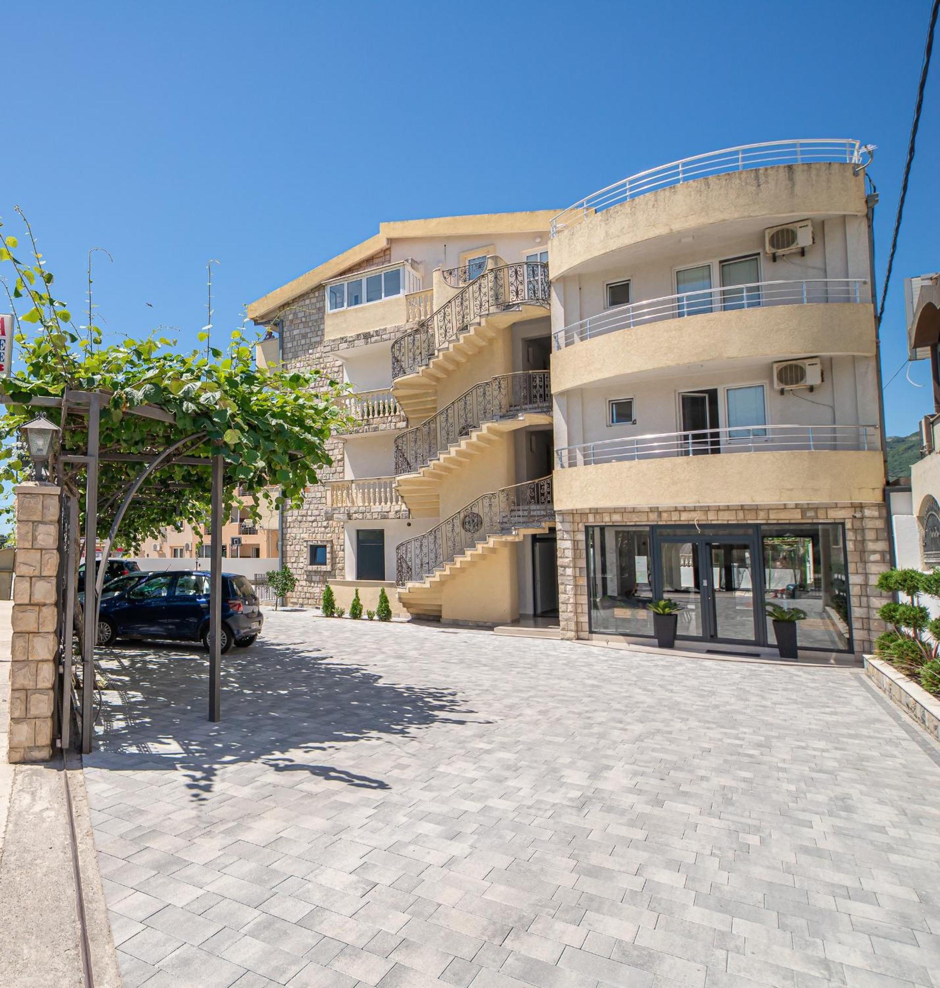 Villa Dana Bar Buitenkant foto